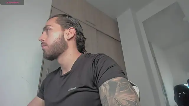 Axel  Blaze online show from June 2026 01:59:02 PM