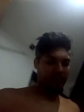 Oliverzs98 online show from February 2026 06:28:01 PM