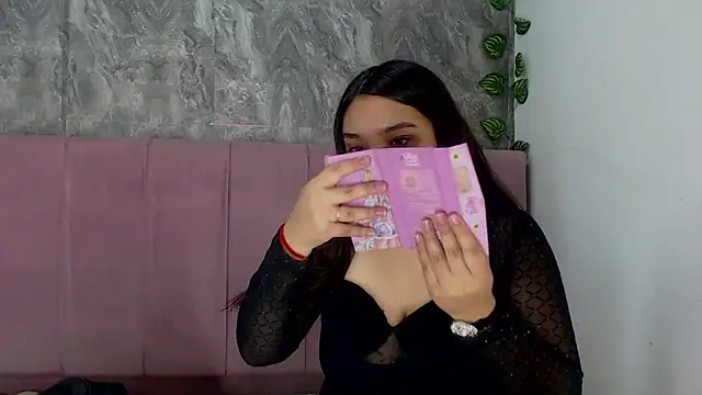 Snapshot of anyela_donecm chatting on May 2026 07:32:02 PM anyela donecm online show from May 2026 07:32:02 PM
