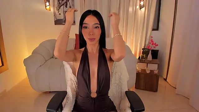 IsabellaLux  online show from April 2026 04:15:01 PM