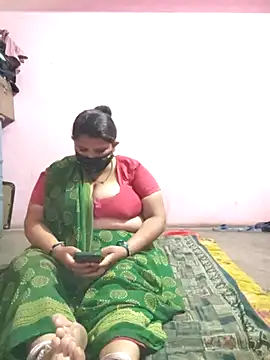 gujjuhotcouple online show from April 2026 05:06:02 PM