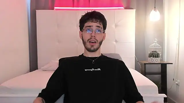 Jason 23   online show from May 2026 07:41:01 PM