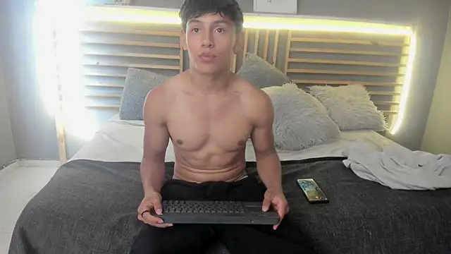 clark ken01 online show from March 2026 09:19:02 PM