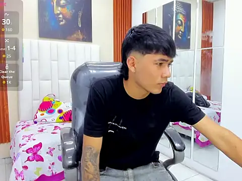 Thiago collinss online show from May 2026 10:17:01 PM