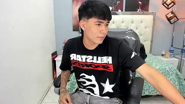 Thiago collinss online show from May 2026 10:44:02 PM