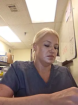 LadyB07 online show from June 2026 06:13:02 PM