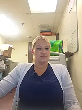 LadyB07 online show from June 2026 08:10:01 PM