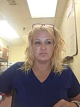 LadyB07 online show from August 2026 05:38:02 PM