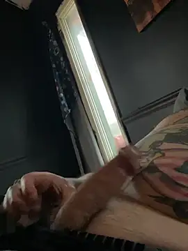 Snapshot of Robrotten chatting on February 2026 04:38:01 PM Robrotten online show from February 2026 04:38:01 PM