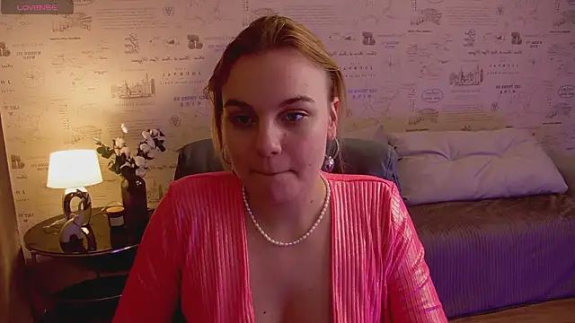Glow Margo online show from May 2026 01:11:02 AM