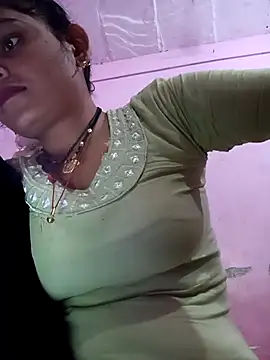 Hot bri2 online show from April 2026 09:35:01 AM