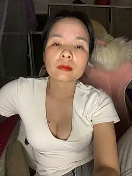 Snapshot of Ivy_Trix2 chatting on March 2026 03:40:01 PM Ivy Trix2 online show from March 2026 03:40:01 PM