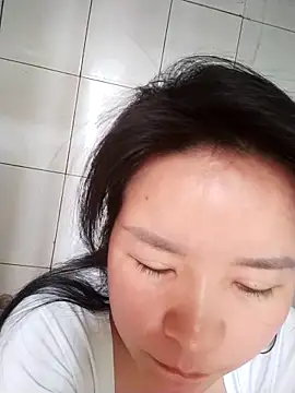 Snapshot of Ivy_Trix2 chatting on March 2026 02:04:01 AM Ivy Trix2 online show from March 2026 02:04:01 AM