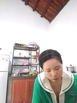 Snapshot of Ivy_Trix2 chatting on March 2026 01:50:01 AM Ivy Trix2 online show from March 2026 01:50:01 AM