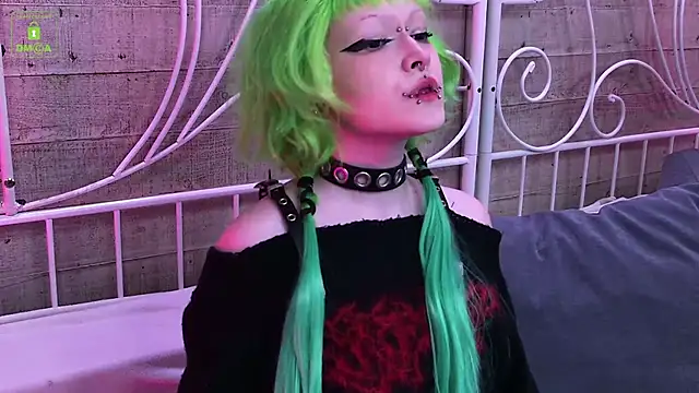 Snapshot of Sarah_sinn chatting on March 2026 12:40:01 PM Sarah sinn online show from March 2026 12:40:01 PM