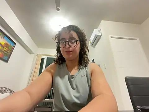 yassiestar online show from March 2026 03:05:02 PM