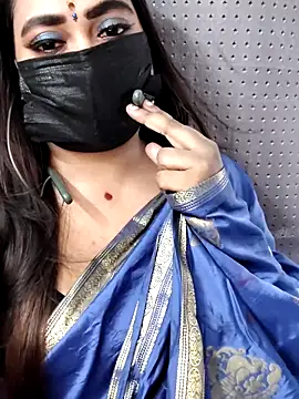 Cutie Nila online show from May 2026 05:35:01 AM