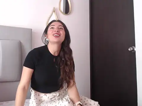Snapshot of Julietaamado chatting on July 2026 04:03:02 PM Julietaamado online show from July 2026 04:03:02 PM