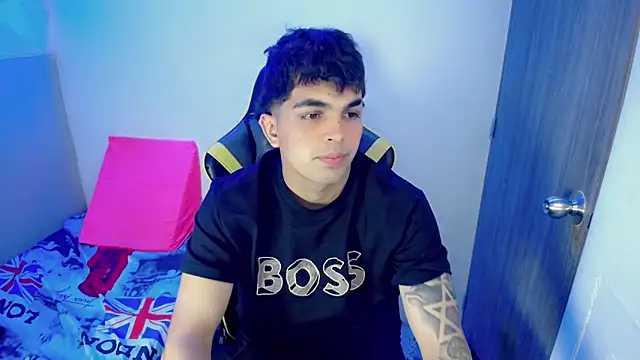 Dustyy 33 online show from February 2026 06:17:01 PM