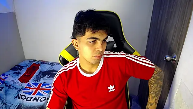 Dustyy 33 online show from February 2026 12:37:02 PM