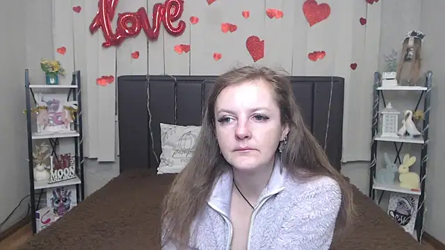 MeganPirs online show from April 2026 05:15:02 PM