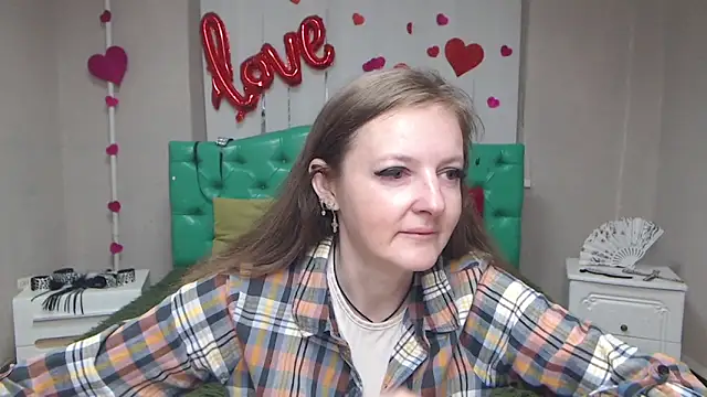 MeganPirs online show from May 2026 05:18:01 PM