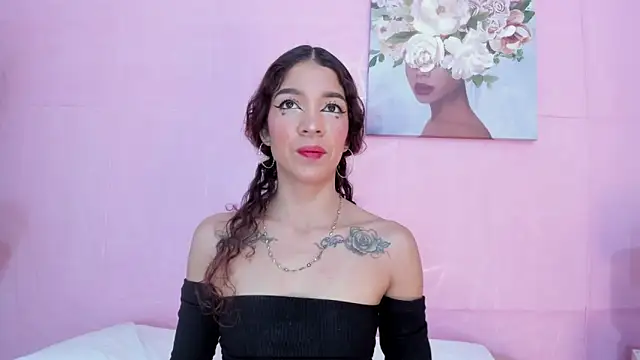 Snapshot of evelyn__rose1 chatting on March 2026 07:18:02 PM evelyn rose1 online show from March 2026 07:18:02 PM