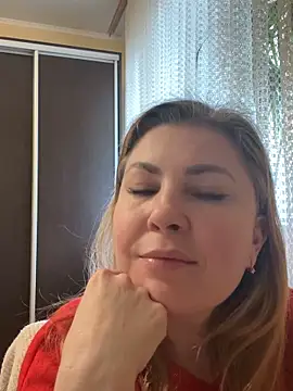 Snapshot of AliceStar2961 chatting on February 2026 01:55:01 PM AliceStar2961 online show from February 2026 01:55:01 PM