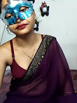 Sweet Cpl  online show from April 2026 12:00:01 PM
