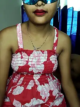 Sweet Cpl  online show from May 2026 03:02:01 AM