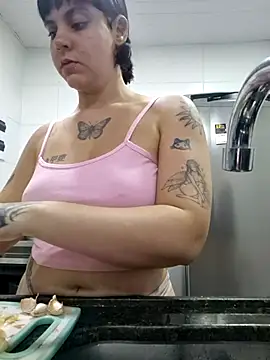 quemerayssa online show from March 2026 12:27:02 AM