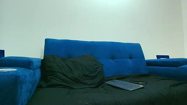 Snapshot of Skinny_Zeth chatting on March 2026 11:49:01 AM Skinny Zeth online show from March 2026 11:49:01 AM