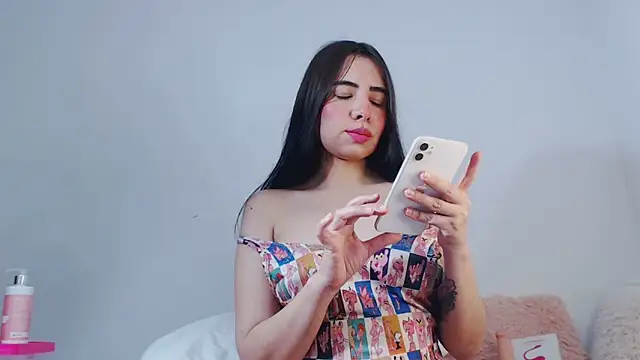 Juliette a online show from February 2026 12:54:01 AM