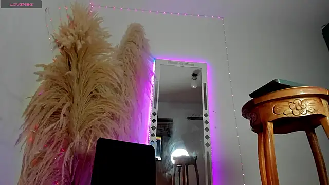 megan scarsex02 online show from February 2026 08:52:01 PM