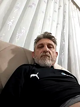 Snapshot of arelll34 chatting on February 2026 11:37:01 PM arelll34 online show from February 2026 11:37:01 PM