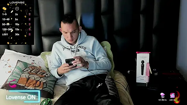 Mike Waters online show from March 2026 10:24:01 PM