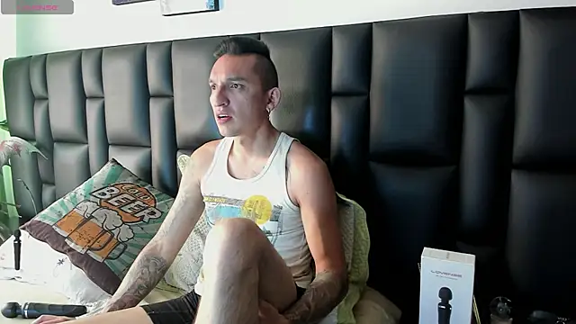 Mike Waters online show from April 2026 10:04:01 PM