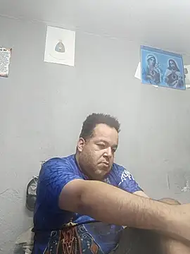 UrsoBissexualPauGrosso online show from May 2026 03:00:01 AM