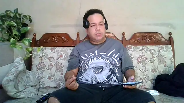 UrsoBissexualPauGrosso online show from May 2026 04:48:01 PM