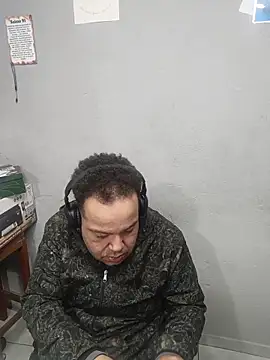 UrsoBissexualPauGrosso online show from May 2026 02:50:01 AM