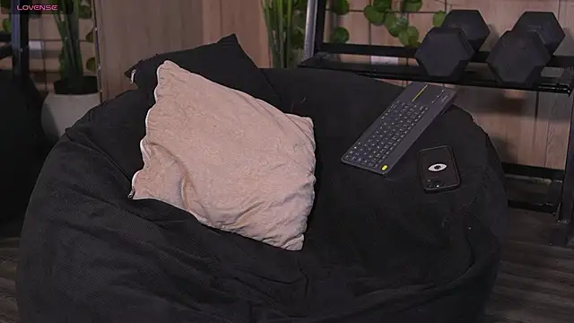 TianBrooks online show from March 2026 03:56:02 AM