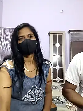 chandan19812 online show from May 2026 12:18:01 AM