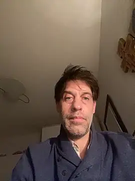 Alessandro7979 online show from March 2026 01:53:02 AM