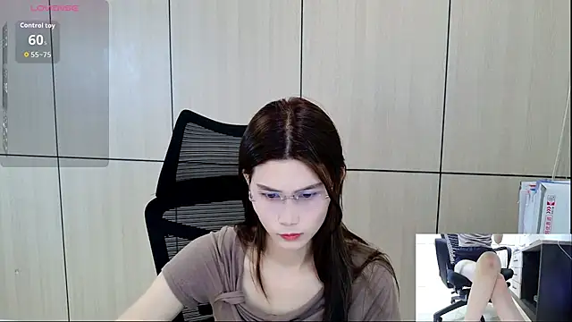 zhen-68 online show from May 2026 12:52:02 AM