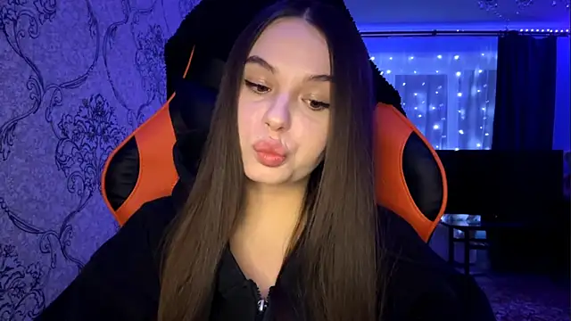 Snapshot of AkikoAnkrom chatting on February 2026 09:03:02 PM AkikoAnkrom online show from February 2026 09:03:02 PM