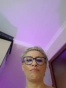 LunaBlaise online show from May 2026 11:50:01 AM