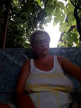 LunaBlaise online show from June 2026 03:06:02 PM