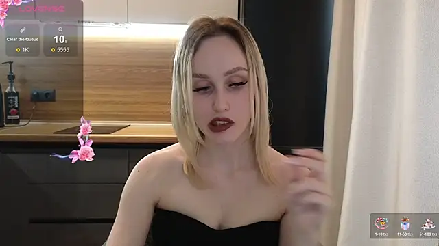 Bella Villen online show from May 2026 12:21:02 PM