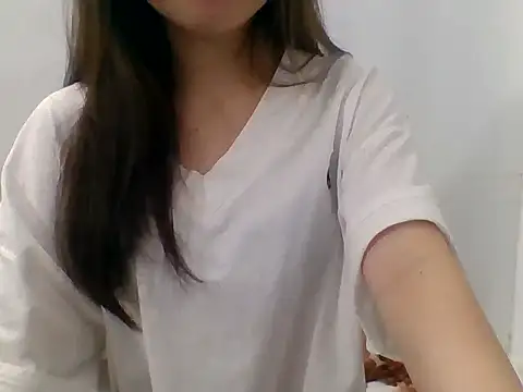 kiraa-007 online show from May 2026 02:45:01 PM