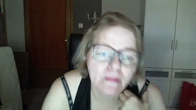 tina71707 online show from March 2026 01:03:01 PM